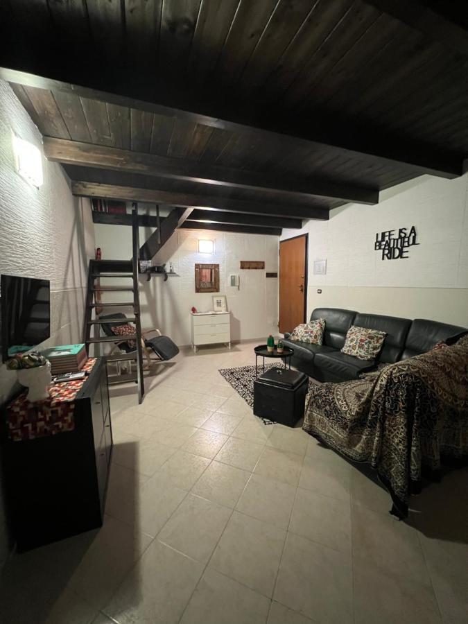 La Casa Di Nina Appartement Brindisi Buitenkant foto